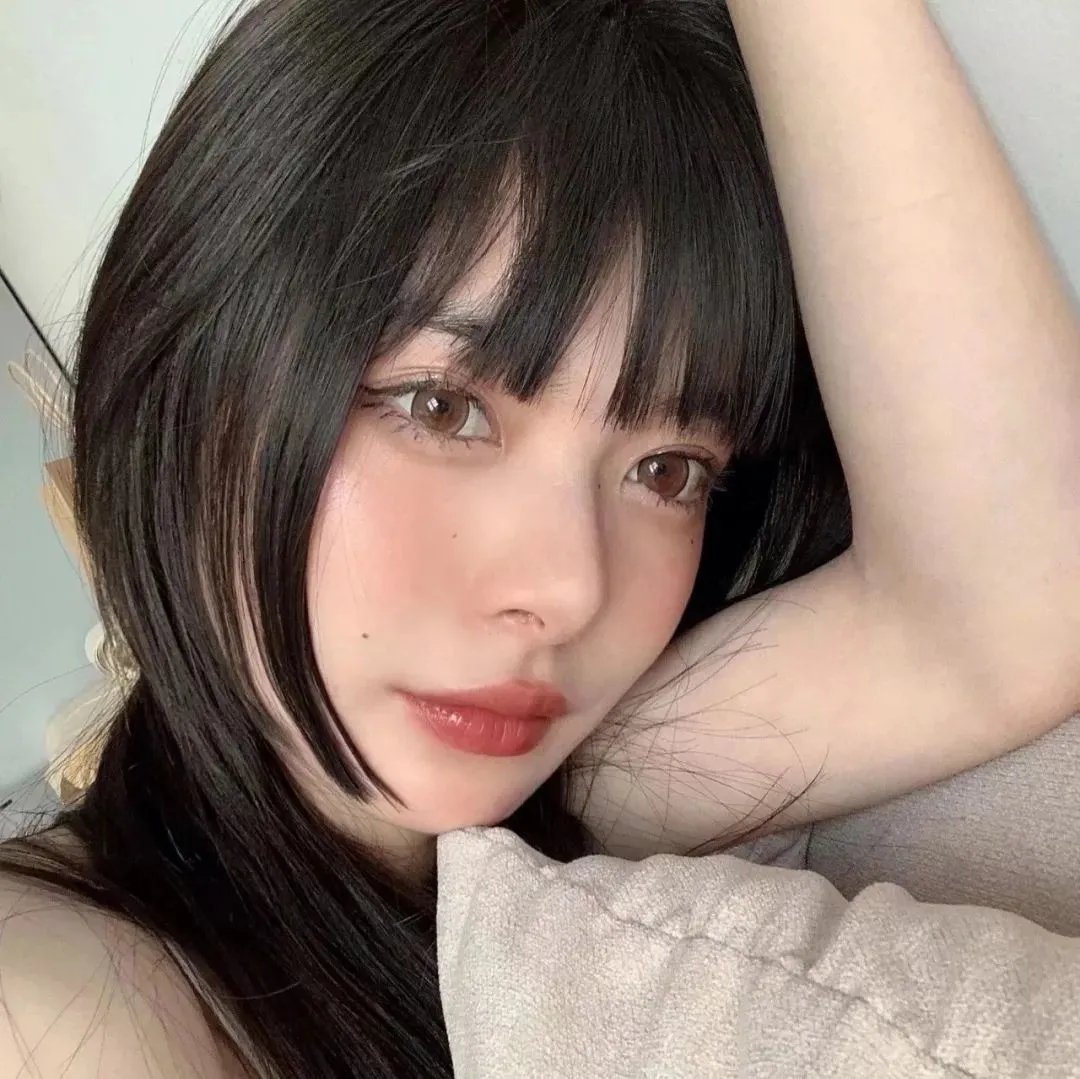 宠物粉红鹅卵石