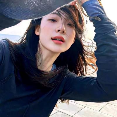 明天，我会成为谁的女友